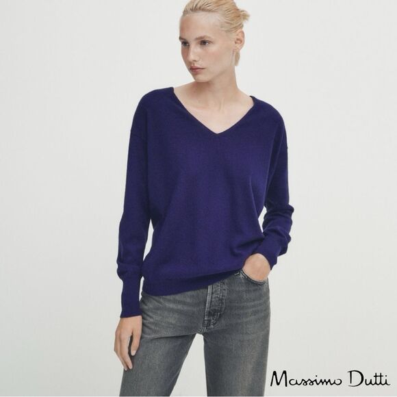 Massimo Dutti **NWT** 100% Cashmere V Neck Sweater in Ink Blue - Picture 9 of 10
